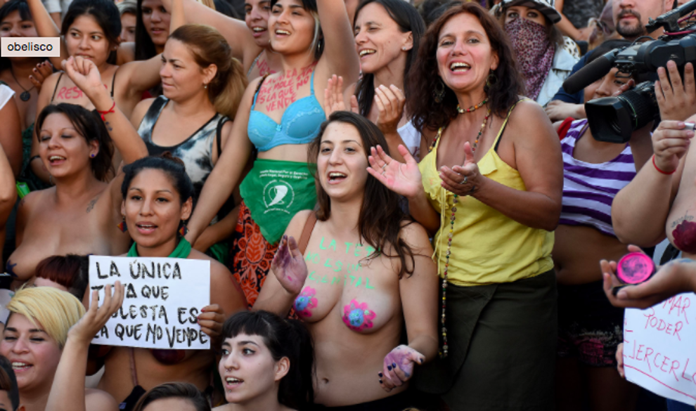 Países En Los Que Tus Tetas Pueden Meterte En Un Lío Gordo $!Países En Los Que Tus Tetas Pueden Meterte En Un Lío Gordo