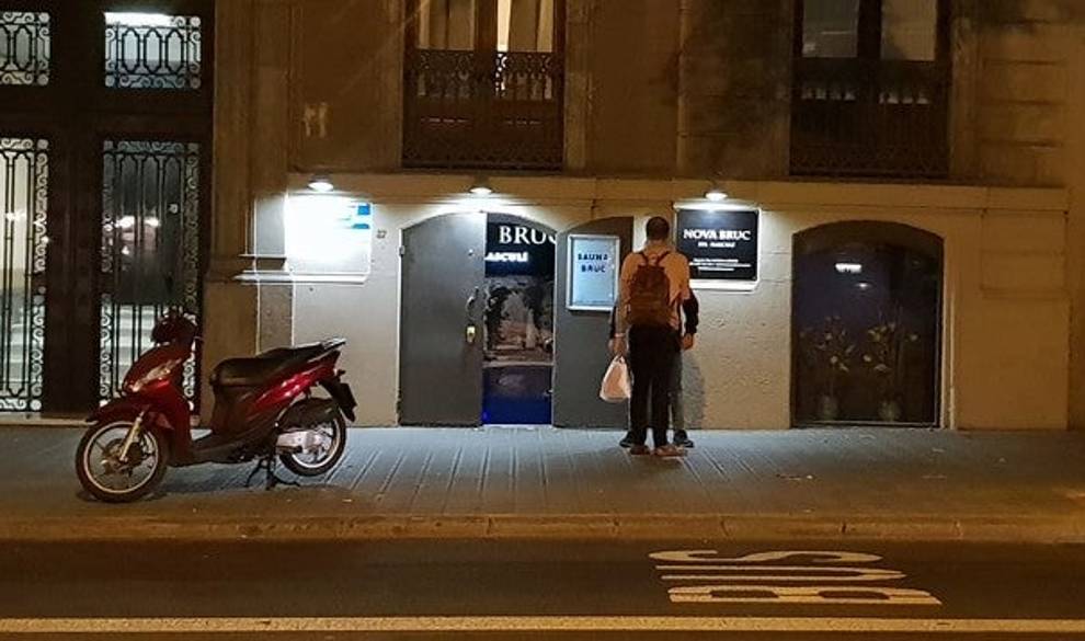 Así fueron mis cuatro horas en una orgía nudista gay en Barcelona $!Así fueron mis cuatro horas en una orgía nudista gay en Barcelona