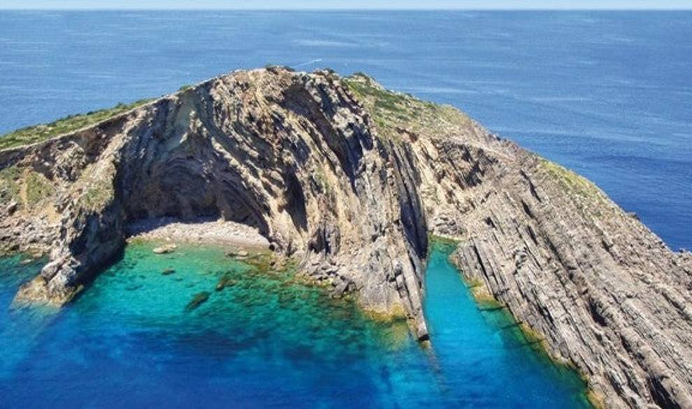 Los millonarios están comprándose islas privadas para pasar el verano lejos del covid $!Los millonarios están comprándose islas privadas para pasar el verano lejos del covid