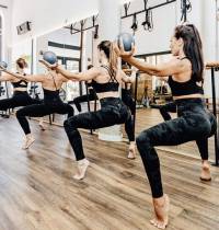 Barre: así es el ejercicio de moda que mezcla yoga, ballet y pilates