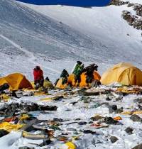 El Everest ya es el vertedero más alto del planeta