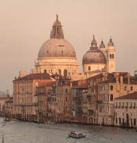 Venecia cobrará aún más a los turistas de un solo día