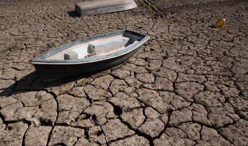 Escasez de agua donde más se necesita: otro efecto secundario del turismo masivo en España