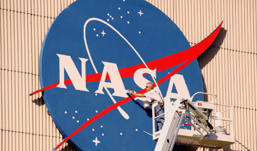 La NASA busca artistas de todas las áreas para promocionar sus misiones