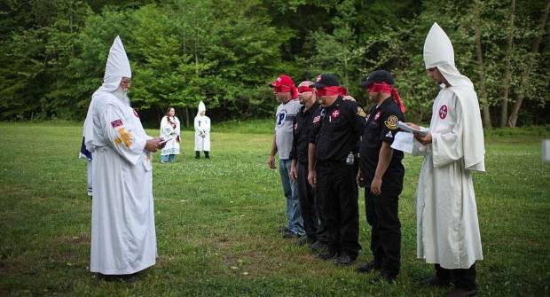 El Ku Klux Klan Aún Existe Y Anonymous Quiere Acabar Con Él $!El Ku Klux Klan Aún Existe Y Anonymous Quiere Acabar Con Él