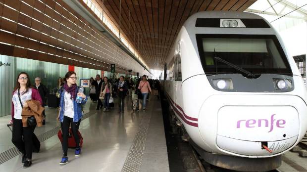Renfe se estira y lanza 25.000 billetes de AVE a solo 25 euros $!Renfe se estira y lanza 25.000 billetes de AVE a solo 25 euros
