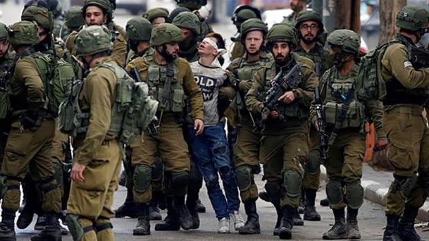 La condena a la palestina Ahed Tamimi es un retrato de lo que el ejército de Israel hace con los menores $!La condena a la palestina Ahed Tamimi es un retrato de lo que el ejército de Israel hace con los menores