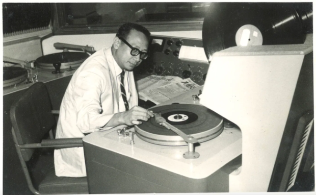 Se jubila a los 96 años el DJ más viejo del mundo $!Se jubila a los 96 años el DJ más viejo del mundo