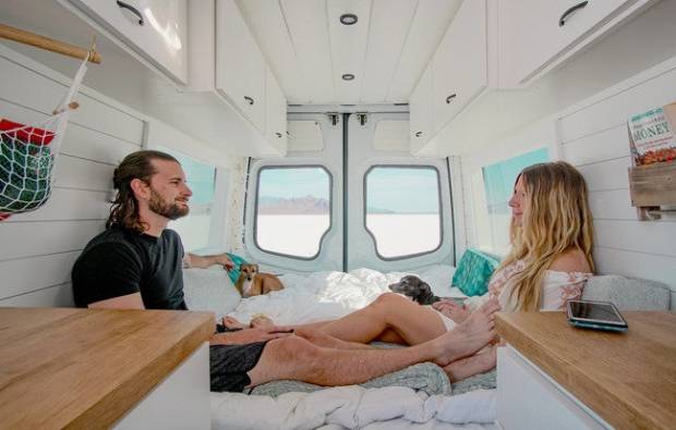 Estos viajeros viven mejor en su furgoneta que tú en tu piso compartido $!Estos viajeros viven mejor en su furgoneta que tú en tu piso compartido