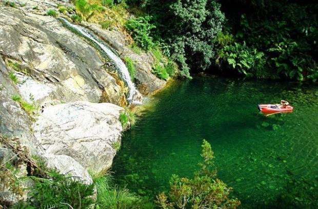 9 piscinas naturales brutales para refrescarte en verano $!9 piscinas naturales brutales para refrescarte en verano