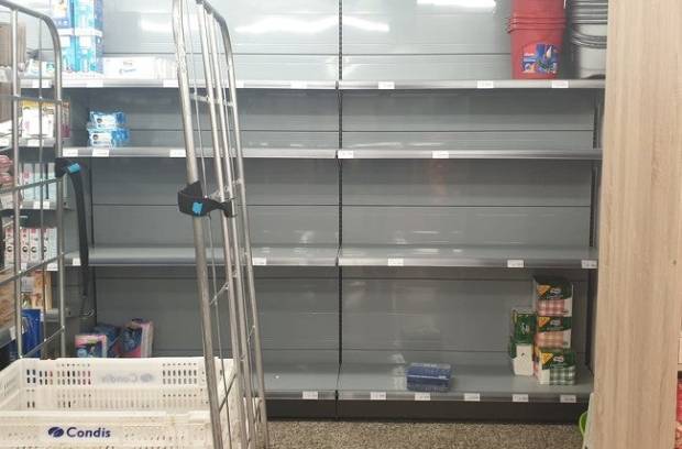 El infierno de trabajar en un supermercado durante el coronavirus $!El infierno de trabajar en un supermercado durante el coronavirus