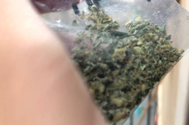 La primera vez que fumé marihuana me dio un blancazo que casi me muero $!La primera vez que fumé marihuana me dio un blancazo que casi me muero