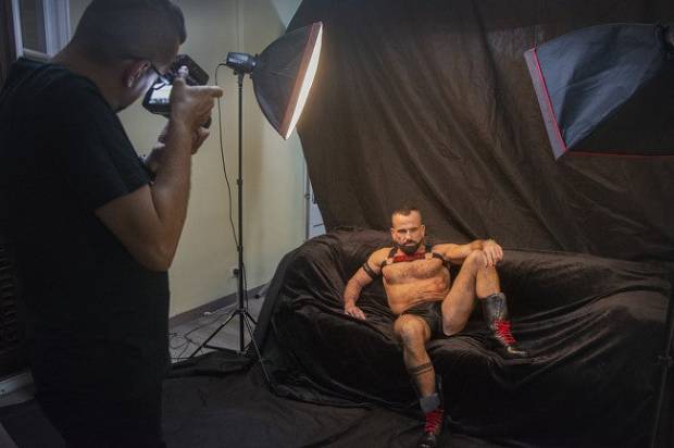 Me colé en un casting que buscaba la próxima estrella del porno gay $!Me colé en un casting que buscaba la próxima estrella del porno gay