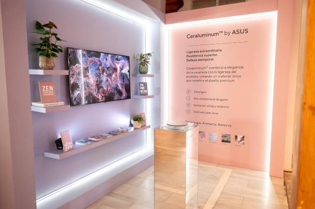 $!ASUS presenta en Madrid el Zenbook 14, el portátil que sabe hacerlo todo bien