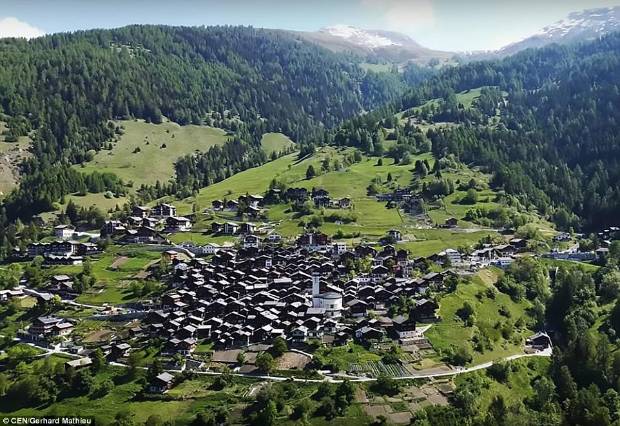 Este pueblo suizo te da 60.000 euros para que empieces allí tu nueva vida $!Este pueblo suizo te da 60.000 euros para que empieces allí tu nueva vida