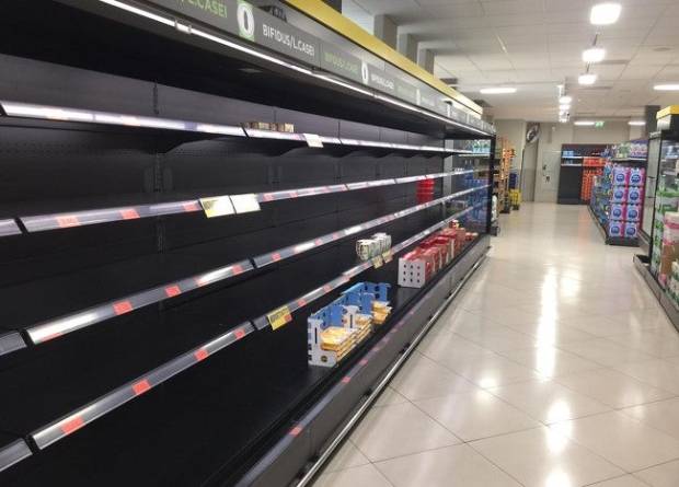 El infierno de trabajar en un supermercado durante el coronavirus $!El infierno de trabajar en un supermercado durante el coronavirus