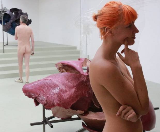 Un museo en París arrasa con la primera visita guiada nudista de Francia $!Un museo en París arrasa con la primera visita guiada nudista de Francia