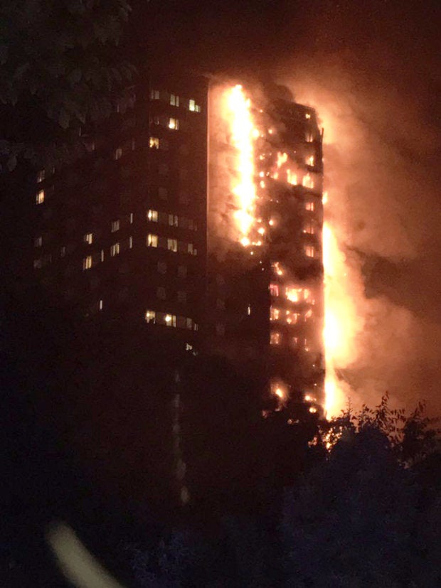 Varios muertos en un enorme incendio en un edificio en Londres $!Varios muertos en un enorme incendio en un edificio en Londres