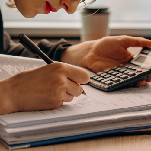 La mayoría de comunidades autónomas ha reducido su inversión en renta mínima desde 2019