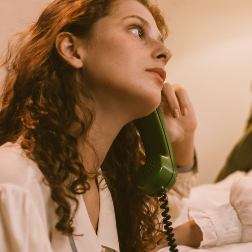 Cada vez más gente está volviendo al teléfono fijo para huir del mundo digital