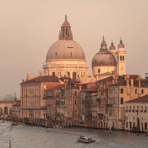 Venecia cobrará aún más a los turistas de un solo día