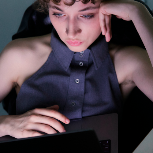 Un trabajador medio tendría que trabajar un siglo para ganar el salario anual de un ejecutivo