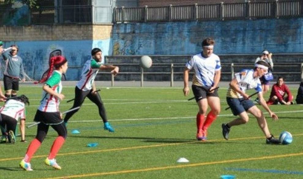 Así es un partido de quidditch, el deporte del universo Harry Potter que se juega en la vida real $!Así es un partido de quidditch, el deporte del universo Harry Potter que se juega en la vida real