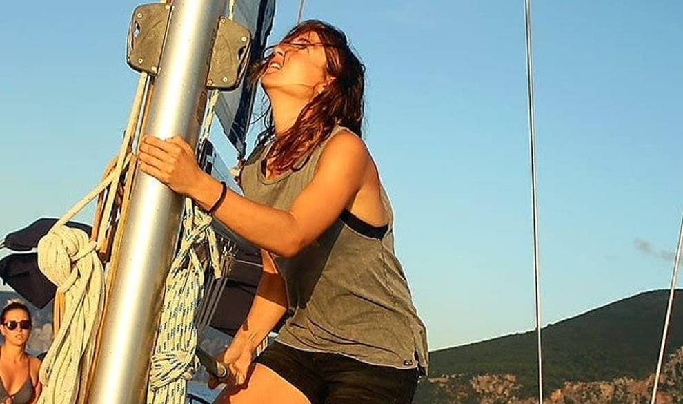 Estos jóvenes se cansaron de pagar el alquiler y ahora viven en un barco $!Estos jóvenes se cansaron de pagar el alquiler y ahora viven en un barco