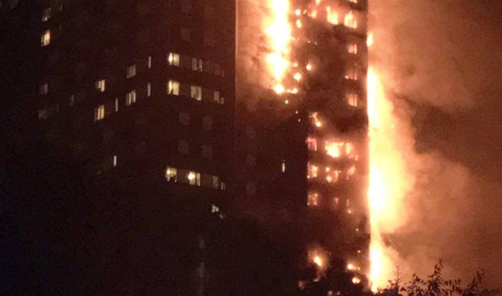 Varios muertos en un enorme incendio en un edificio en Londres $!Varios muertos en un enorme incendio en un edificio en Londres