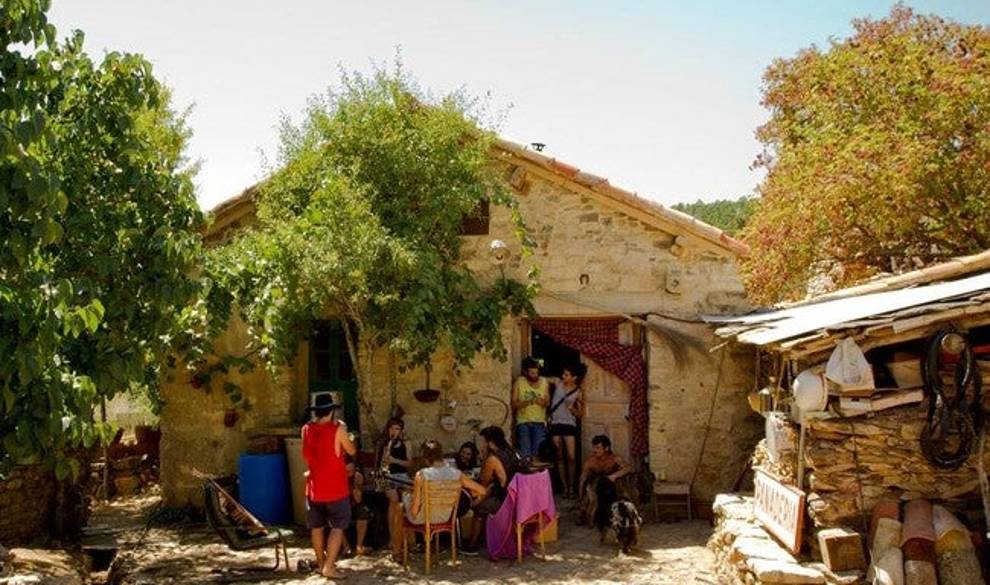 Le dimos vida a un pueblo abandonado y ahora nos quieren meter en la cárcel $!Le dimos vida a un pueblo abandonado y ahora nos quieren meter en la cárcel
