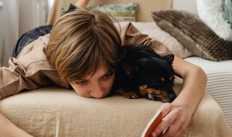 Ni triptófano ni mindfulness: tu gran aliado psicológico es tu animal de compañía