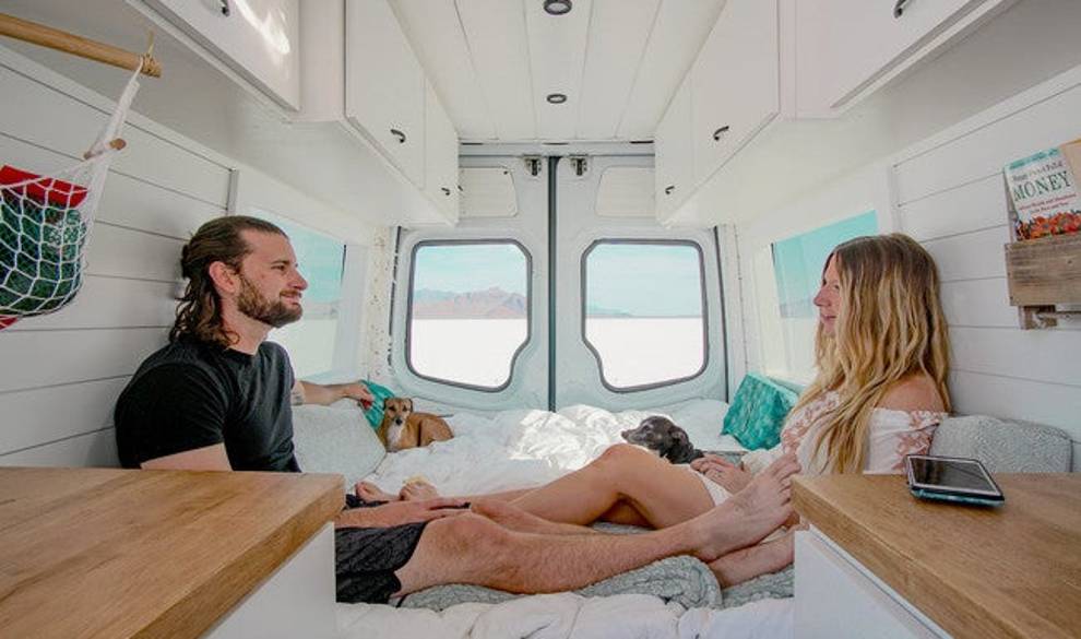 Estos viajeros viven mejor en su furgoneta que tú en tu piso compartido $!Estos viajeros viven mejor en su furgoneta que tú en tu piso compartido