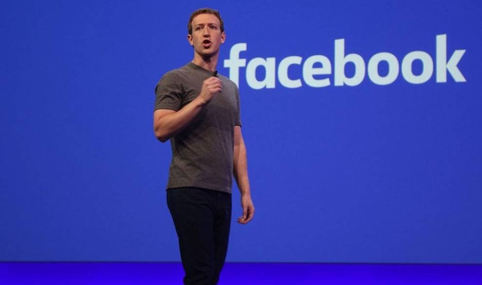 Facebook reconoce que escanea y lee tus mensajes de Messenger
