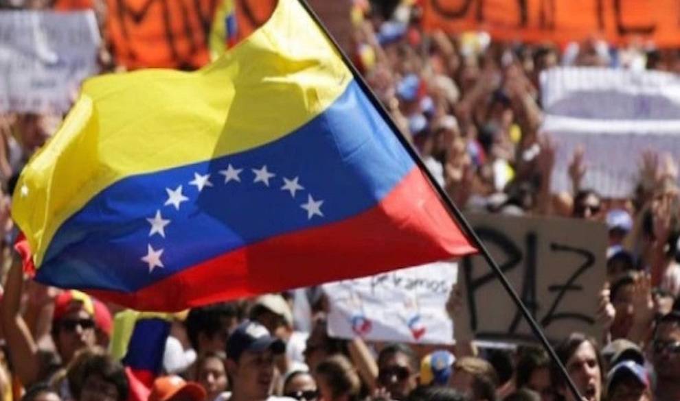 5 venezolanos en España te explican qué está pasando en su país