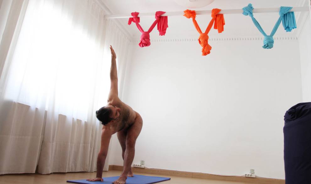 Así fue (y así acabó) mi primera clase de yoga desnudo $!Así fue (y así acabó) mi primera clase de yoga desnudo