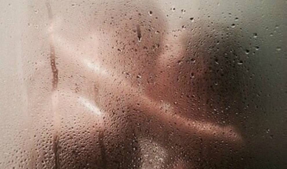 Sexo bajo el agua: cuando lo prohibido es más excitante $!Sexo bajo el agua: cuando lo prohibido es más excitante