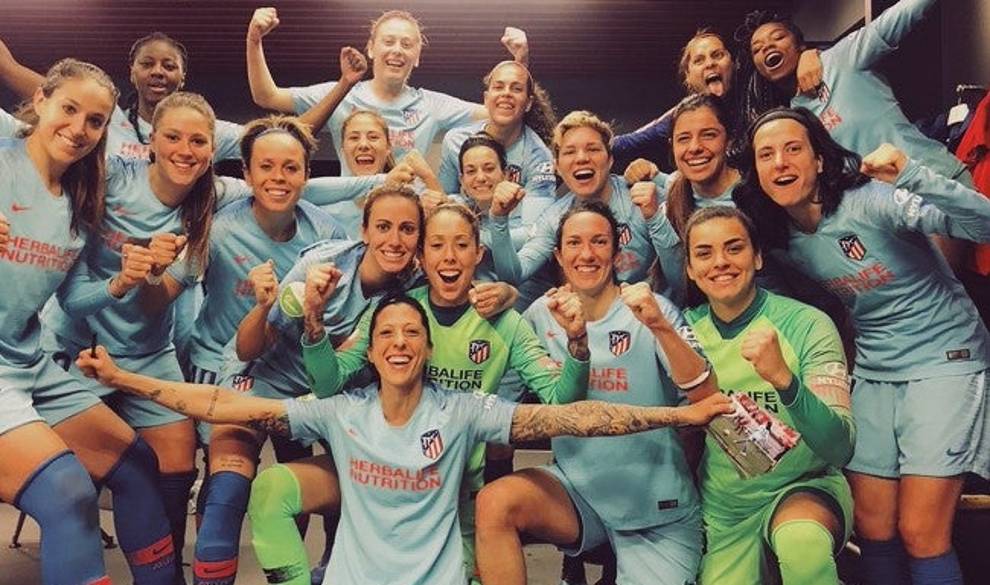 La árbitra a la que gritaron '¡vete a fregar!' cuenta cómo es volver a pitar después del peor partido de su vida $!La árbitra a la que gritaron '¡vete a fregar!' cuenta cómo es volver a pitar después del peor partido de su vida