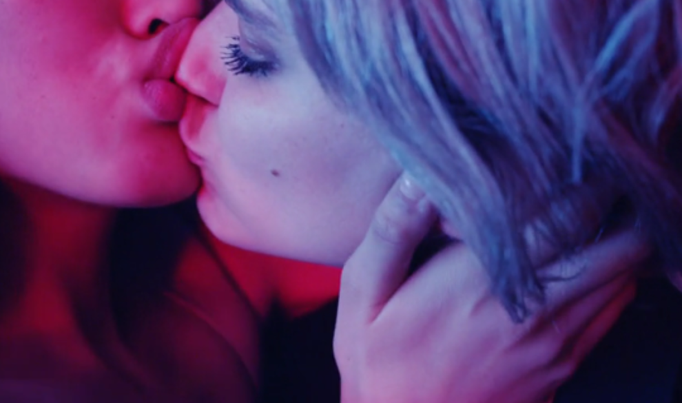 Que veas porno lésbico no significa que seas lesbiana, hay otra explicación $!Que veas porno lésbico no significa que seas lesbiana, hay otra explicación