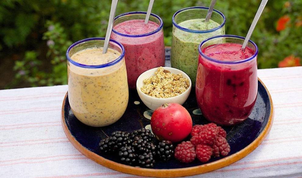 Los ingredientes que no debes incluir en un smoothie saludable