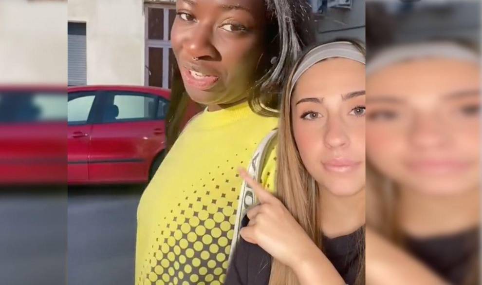 Suben un vídeo a TikTok y les llega un aluvión de comentarios racistas: “Fue un choque descomunal”