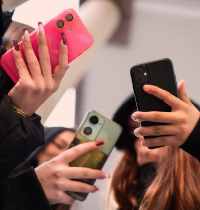 Bruselas prohibirá las IAs que permitan generar deepfakes sexuales