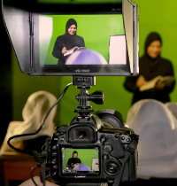 Begum TV, la tele para mujeres afganas privadas de educación que se retransmite desde París