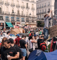 El Ayuntamiento de Madrid pretende que los acampados de Sol paguen los supuestos desperfectos provocados