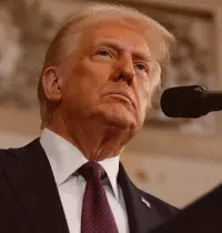 La Corte Suprema apoya el plan de Trump para vetar a las personas trans del ejército