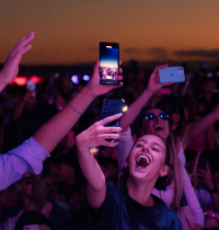 BRESH presenta en Madrid una edición especial y diferente: su primer Tardeo en el Autocine