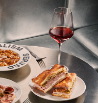 Relleno se reinventa en Barcelona con un menú para alargar la sobremesa al estilo italiano