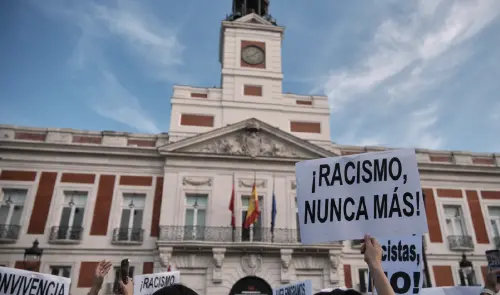 Un informe sobre 2025 revela un preocupante crecimiento del racismo institucional en España