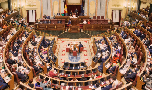 Proponen colgar retratos de nueve diputadas de la Segunda República en el Congreso