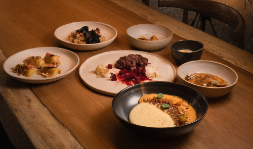 Taula Puntal: una mesa gastronómica de paisaje en el corazón del Born