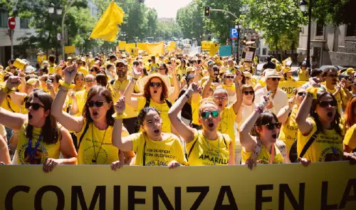 Los docentes salen a la calle: calendario de huelgas educativas del nuevo curso en España